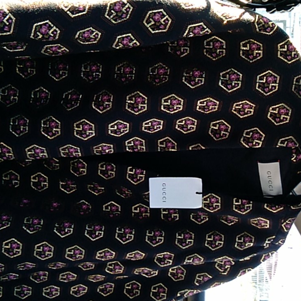 new Gucci Shaw
